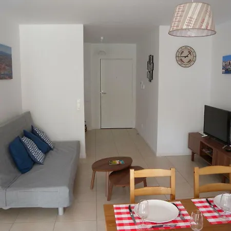 Hendaye- T2 3*-wifi-350m Plage-terrasse-garage Apartment Hendaye